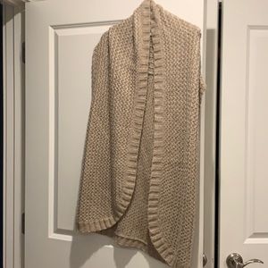 Beige vest